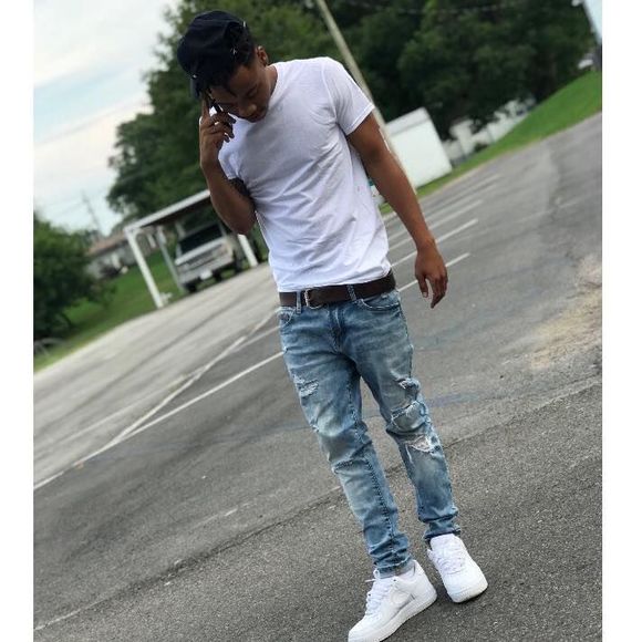 Meet your Posher, Derek - Picture 1 of 1